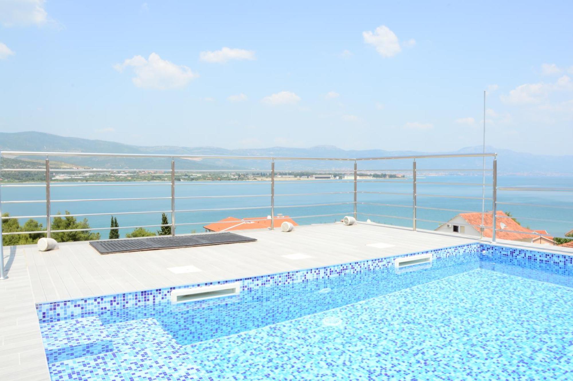 Apartments Exclusive Palace II Трогир Екстериор снимка